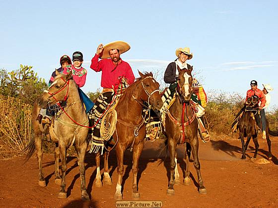 DesMontes, Michoacan
Mexico 2004