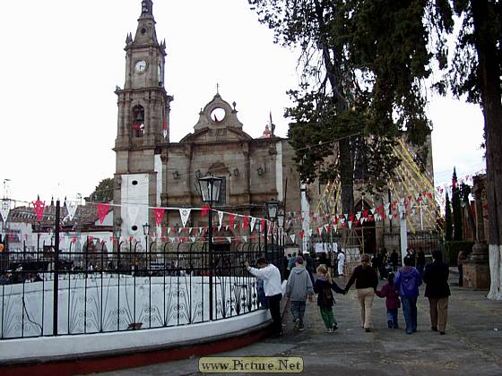 Michoacan, Mexico
Dec. 2004 & Jan. 2005